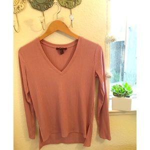 Long sleeve V neck